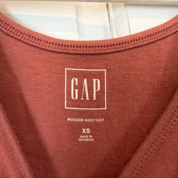 GAP Terracotta Brown Orange Full Coverage Bodysuit - Picture 2 of 3